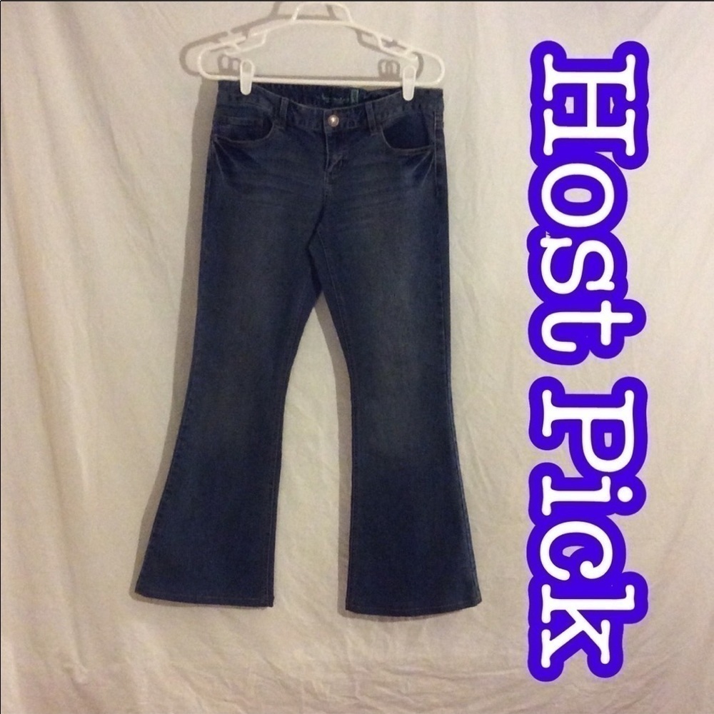 ✅HOST Pick✅ American Rag Cie Flare Jeans, Size 2/4
